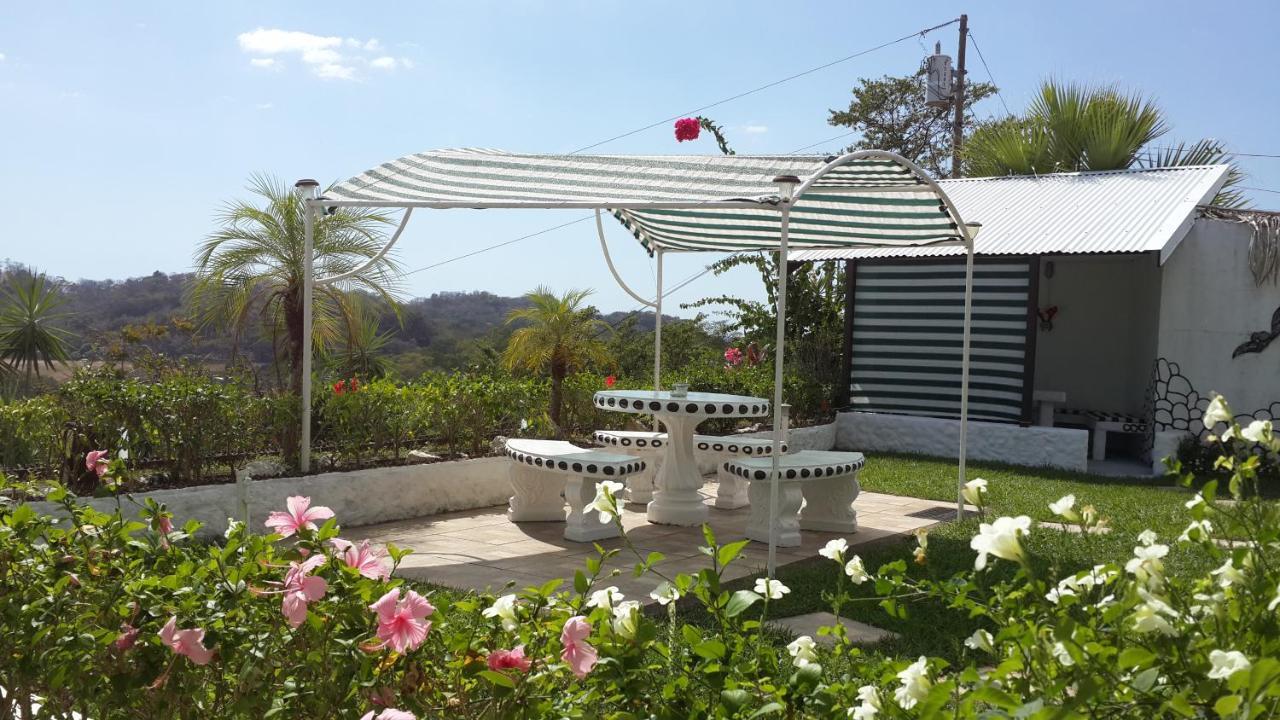 Barracuda Apartments Sámara Εξωτερικό φωτογραφία